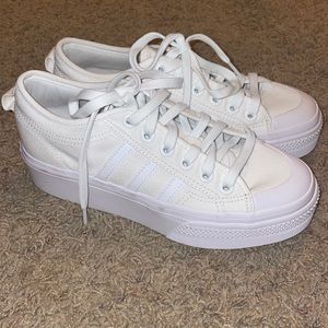 Platform Adidas Nizza